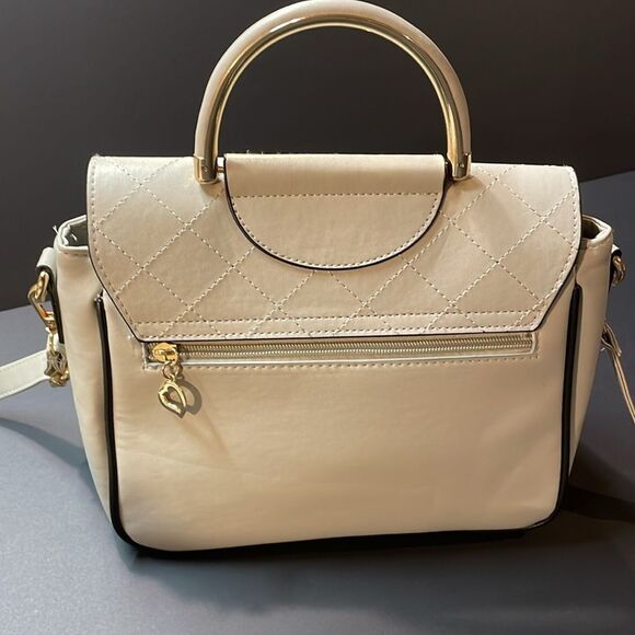 Bella Russo Womens Stone Gray Handbag with Detachable Stap. - Picture 3 of 10